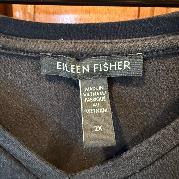 Eileen Fisher Black Long Sleeve V-Neck Top - Picture 2 of 4